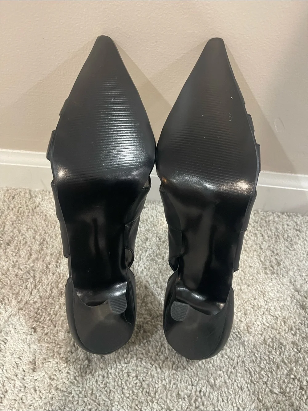 Apt. 9 Women’s Black Pointed Toe Heels Size 8.5
